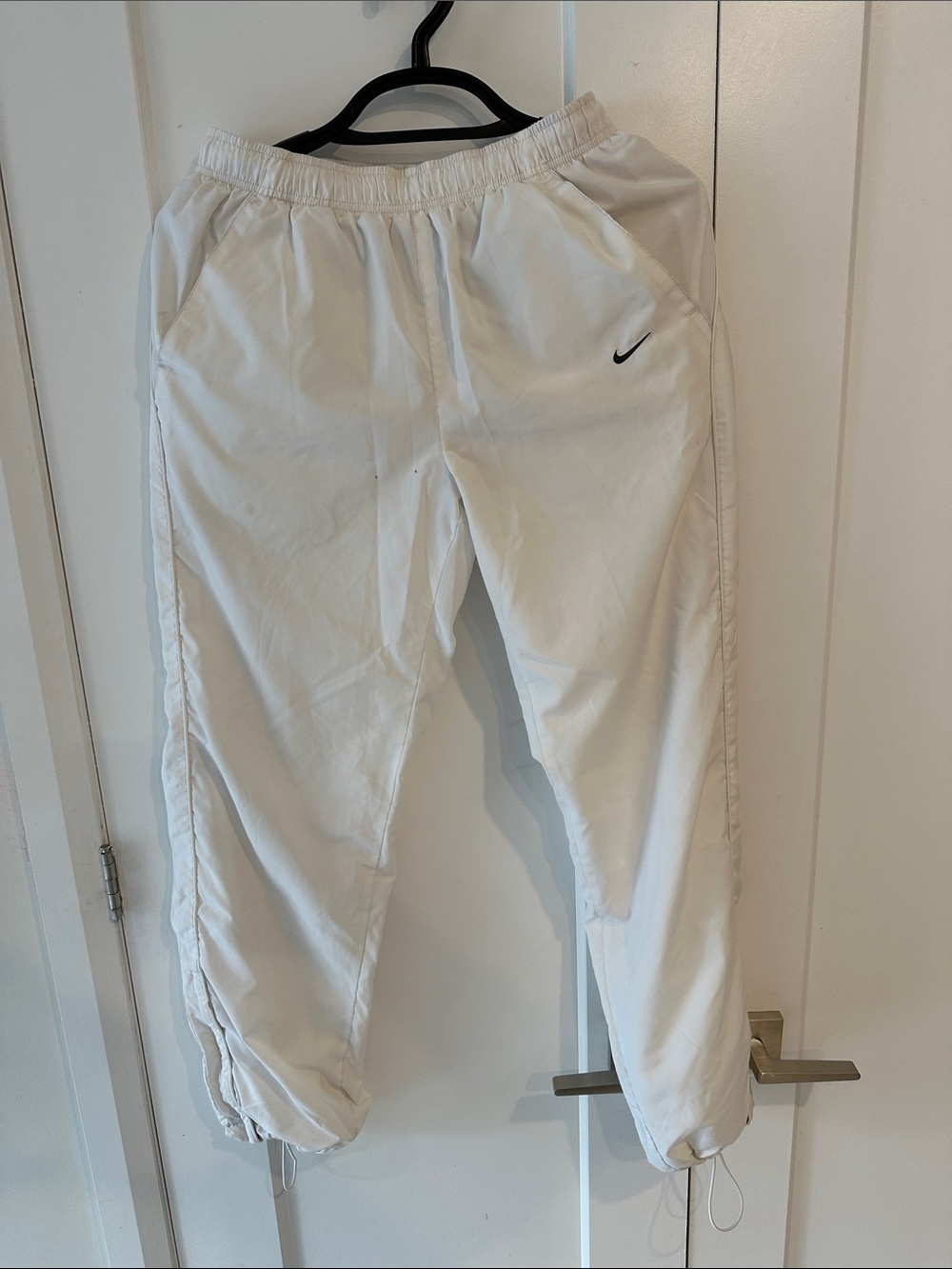 Nike Men’s White Athletic Track Pants w/ Adjustable Bottoms - Size Medium -Light